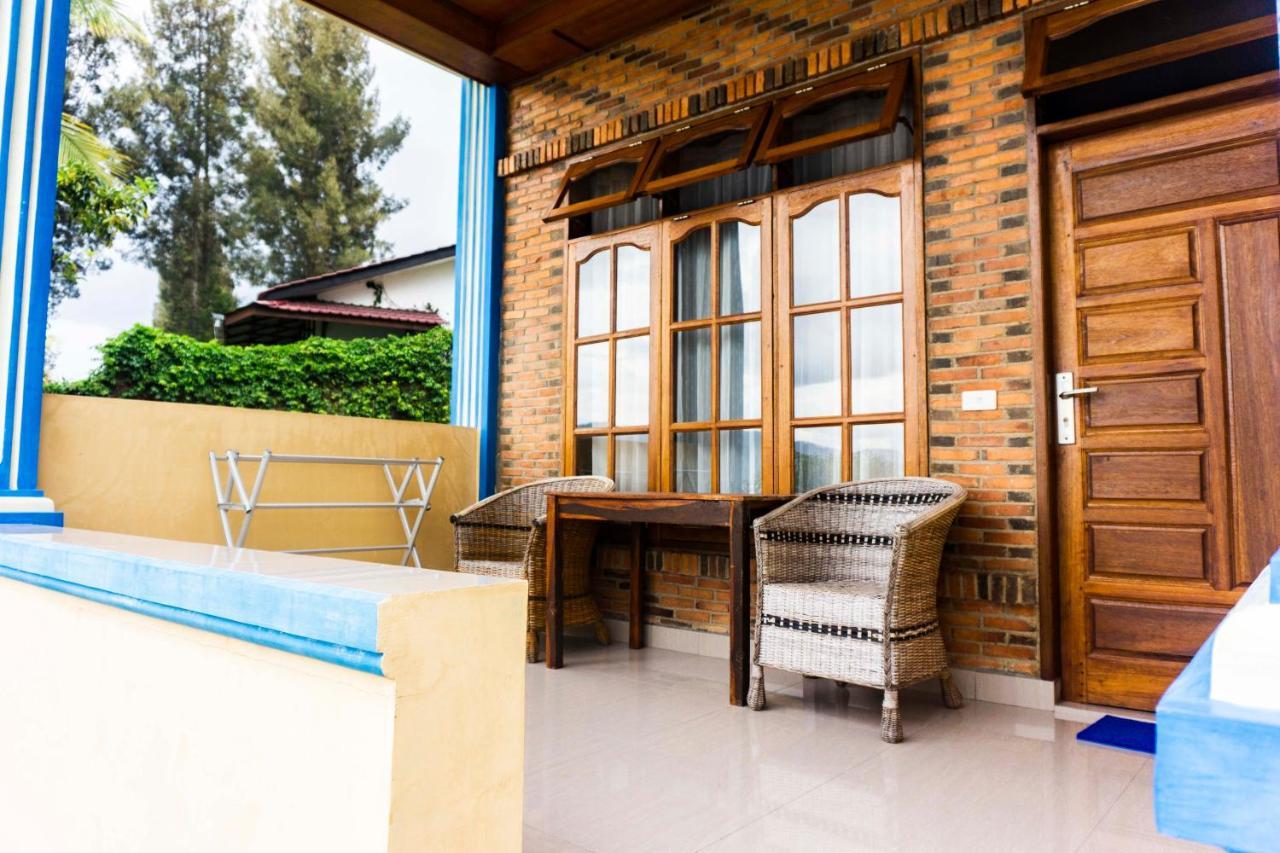 Reggae Guest House トゥクトゥク エクステリア 写真